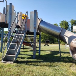 Walnut City Library Park